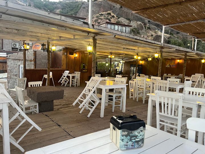Assos Aile Çay Bahçesi