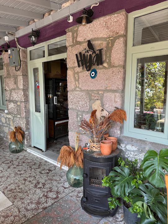 Hayat Home & Cafe
