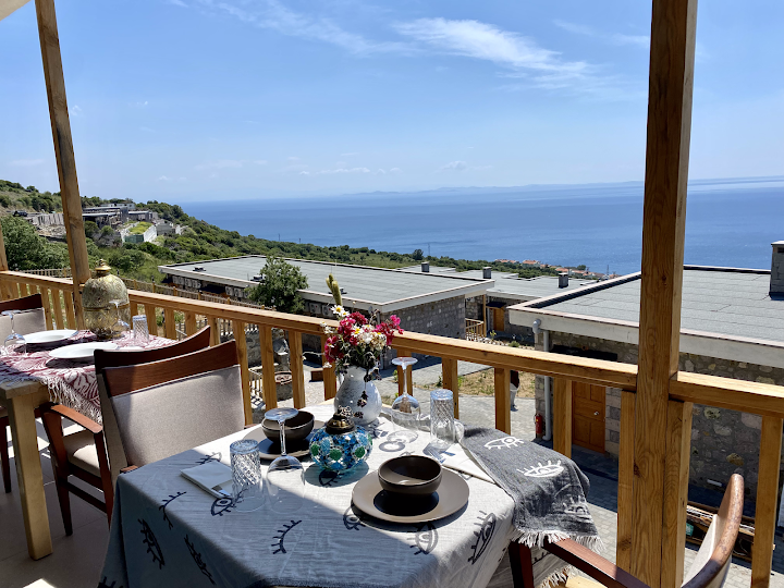 Karadut Taş Restaurant