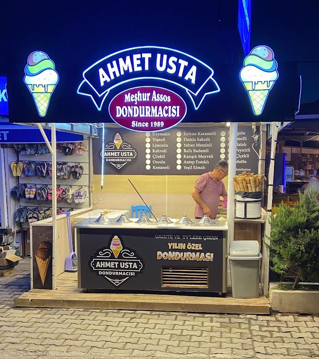 Meşhur Assos Dondurmacı Ahmet Usta Kadırga Koyu