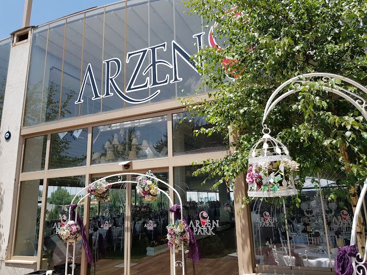 Arzen Park