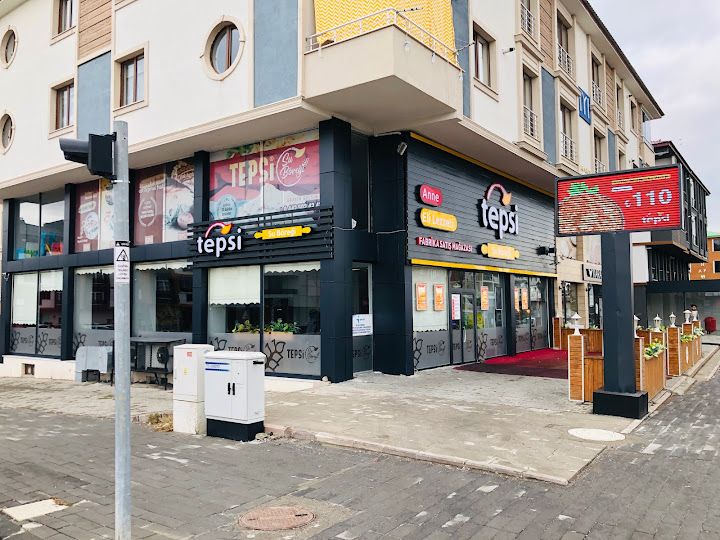 Tepsi Su Böreği - Mantı - Yöresel Ürünler