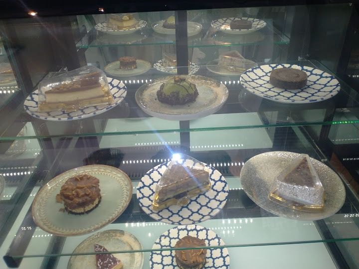 Point Bistro Cafe
