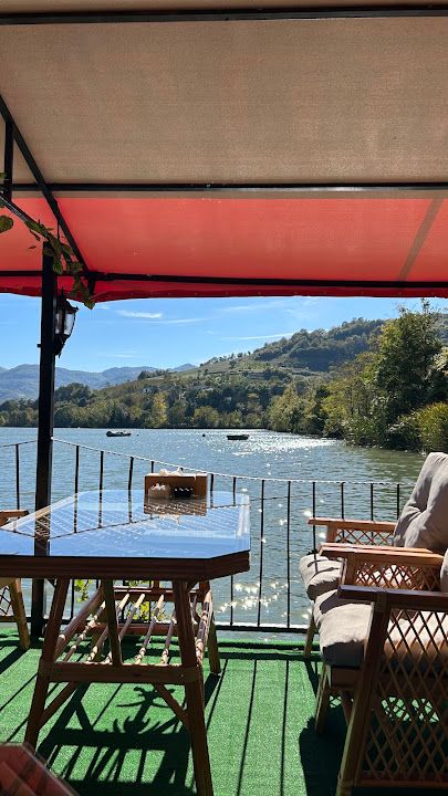 Batık Cafe & Restaurant