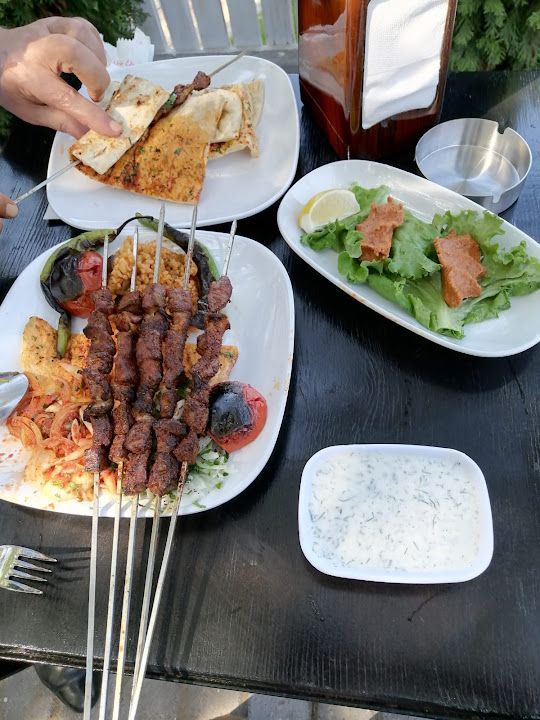 Üçgen Bahçe - Adana Kebap - Urfa Kebap - Dürüm