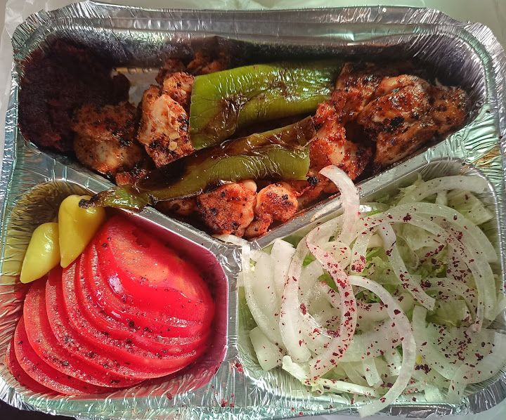 Bizim Köfteci Çorba Ve Piyaz Salonu