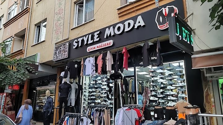 YENİ ASIR ÇİĞ KÖFTE