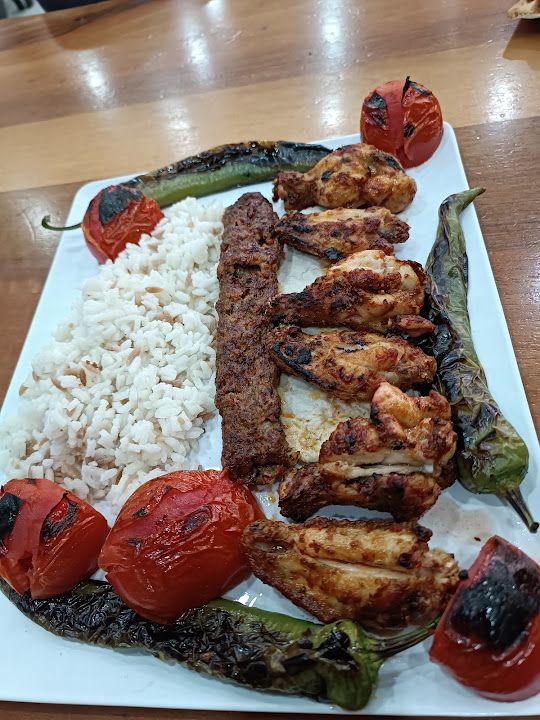 Mesken Lahmacun Pide & Kebab Salonu