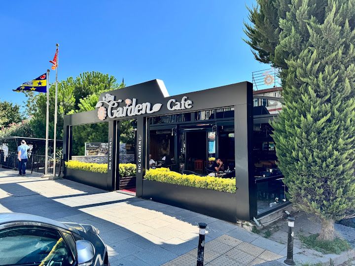 Big Garden cafe & bistro