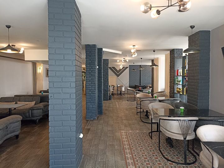 Boss Lounge Cafe Ve Restaurant