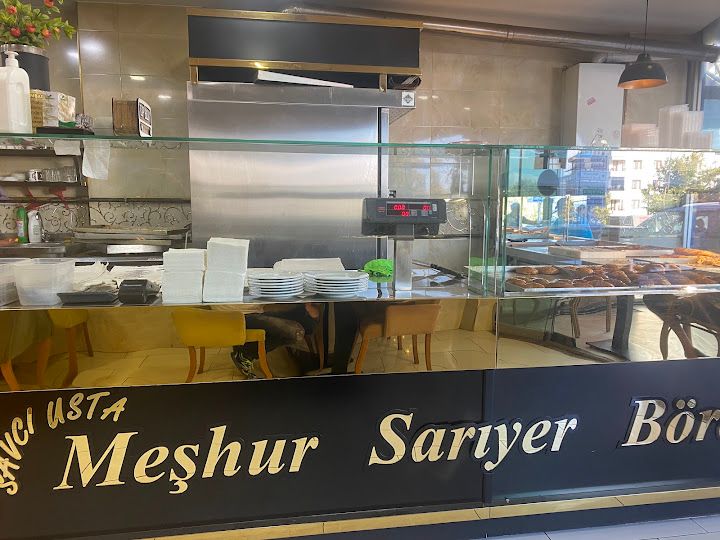 Meşhur Sarıyer Börekçisi Soğanlı Meydan