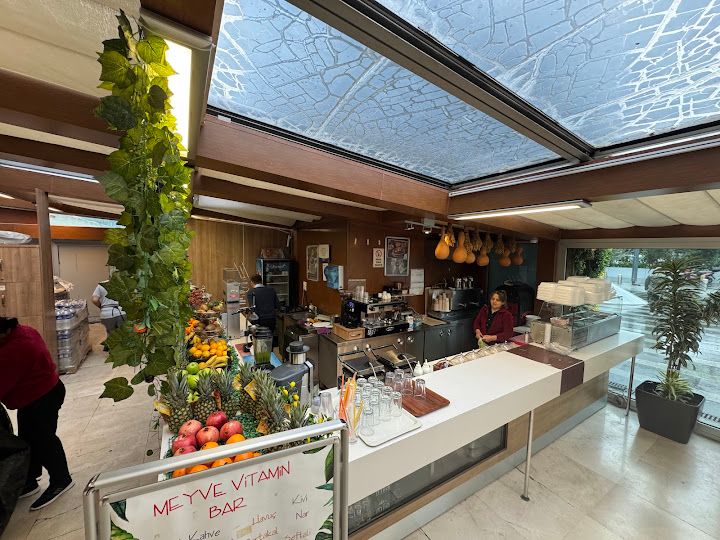 Pol´in Cafe/restaurant
