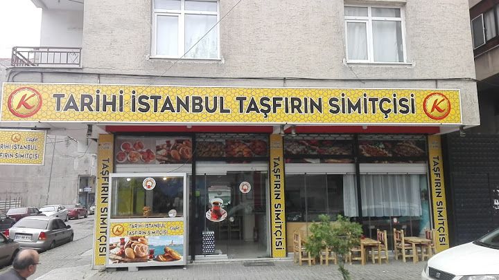 Tarihi istanbul taş fırın simitçisi