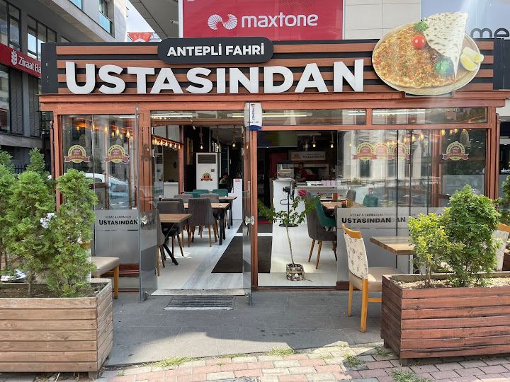 Antepli Fahri Ustasından Lahmacun