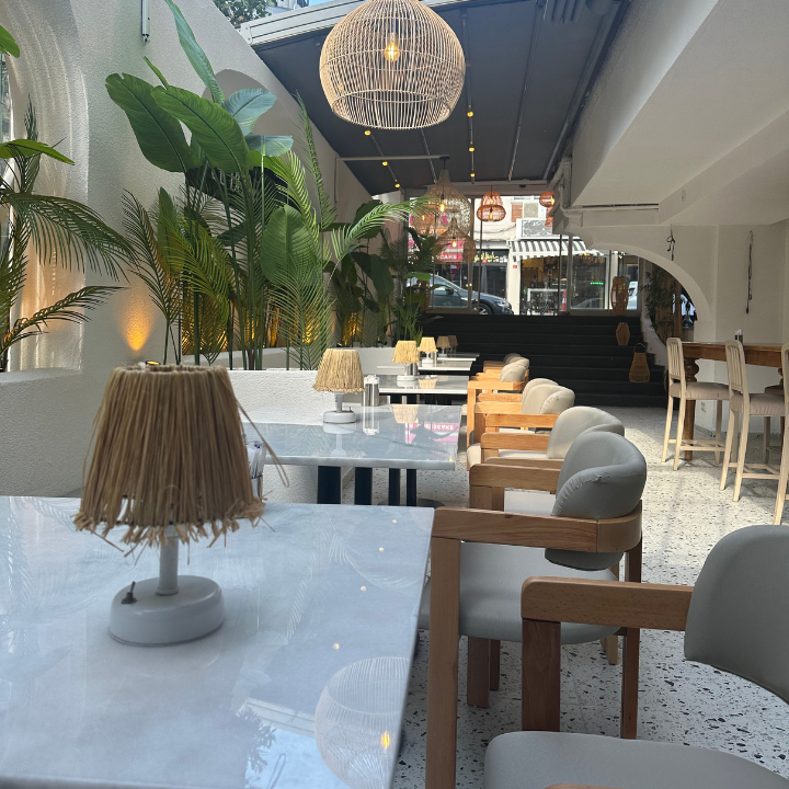Boni Coffee & Cocktail