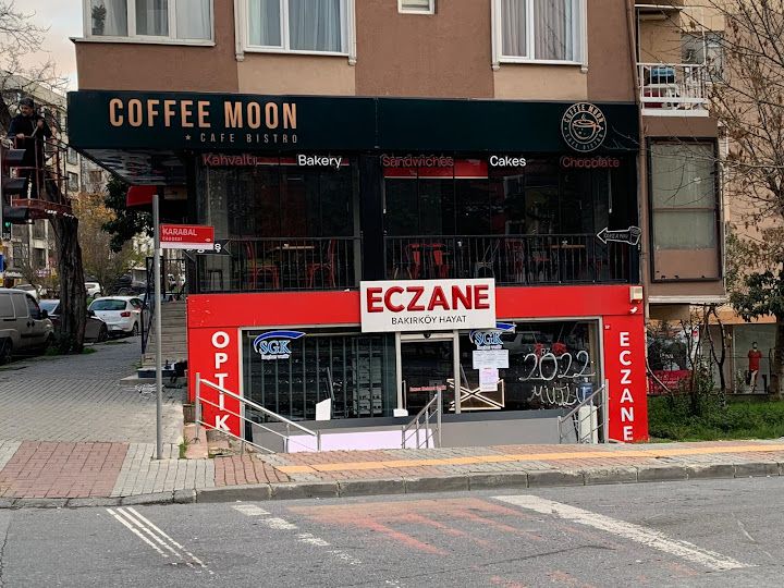 COFFEE MOON DİKİLİTAŞ