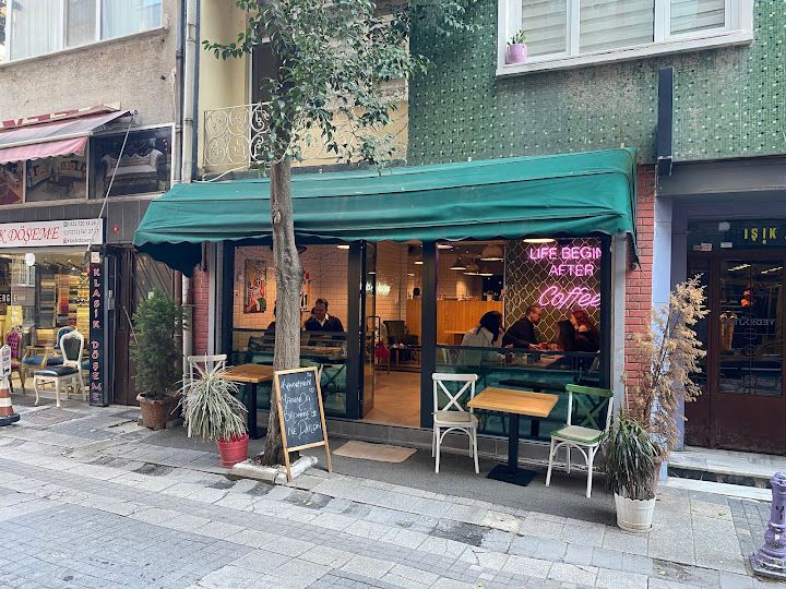 hermanos cafe