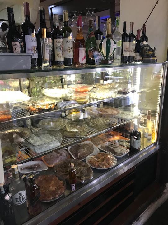 Üç Yıldız Restoran Yüzbaşının Yeri (balık Evi )