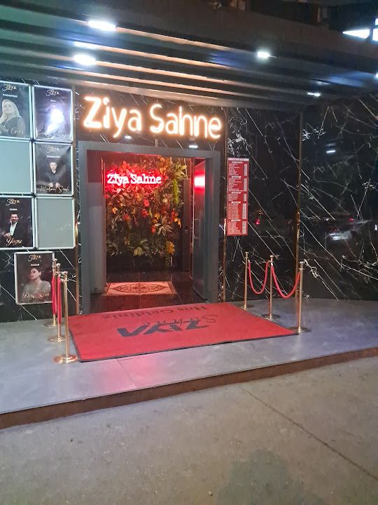 Zıya Sahnesı