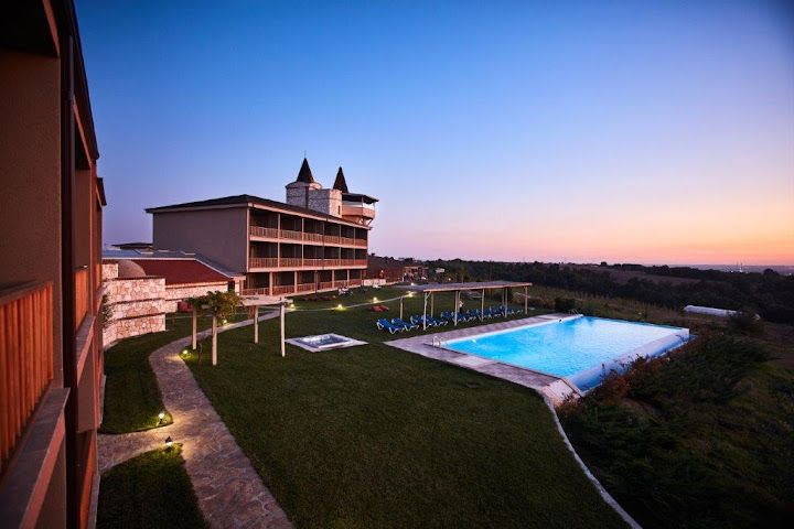 Bakucha Vineyard Hotel & Spa