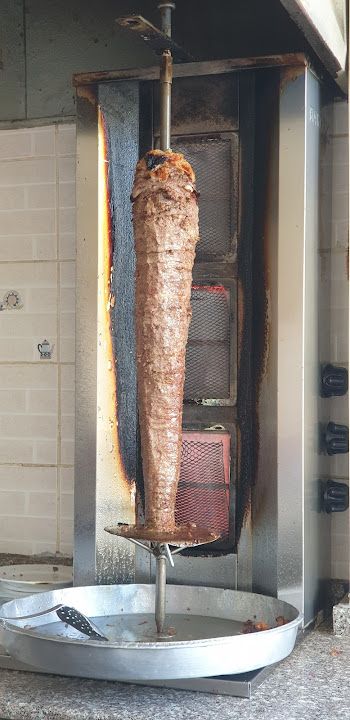 Ar döner
