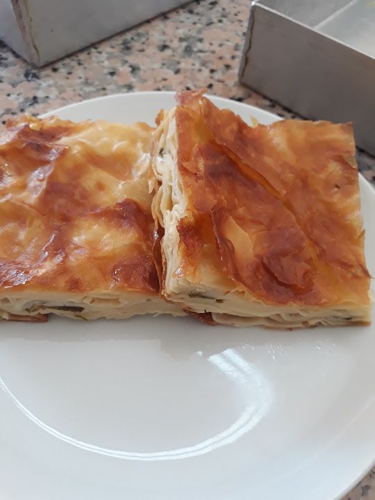 Evin Ana Çiğ Börek Mantı Evi -gürcan Börek