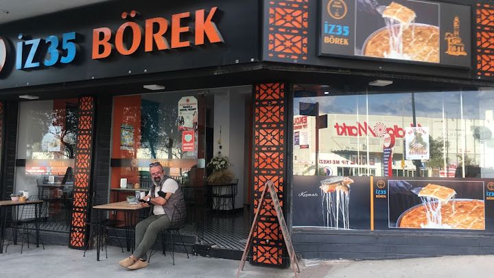 Iz35borek
