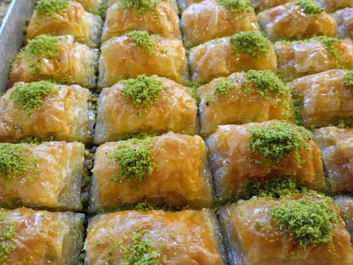 Nokta 2 Tatlıcısı Ahmet Usta