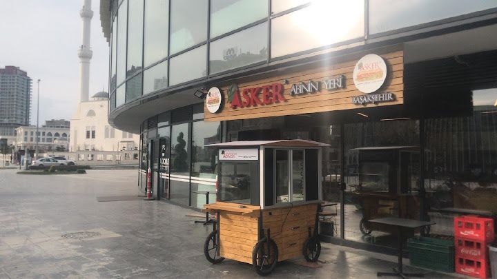 Asker Abinin Yeri Başakşehir