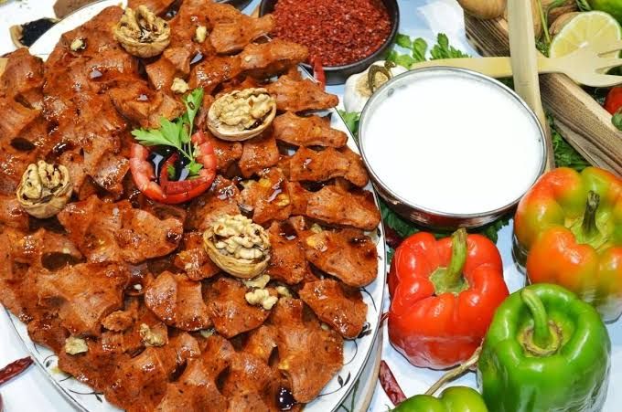 CEVİZLİ ÇİĞKÖFTE