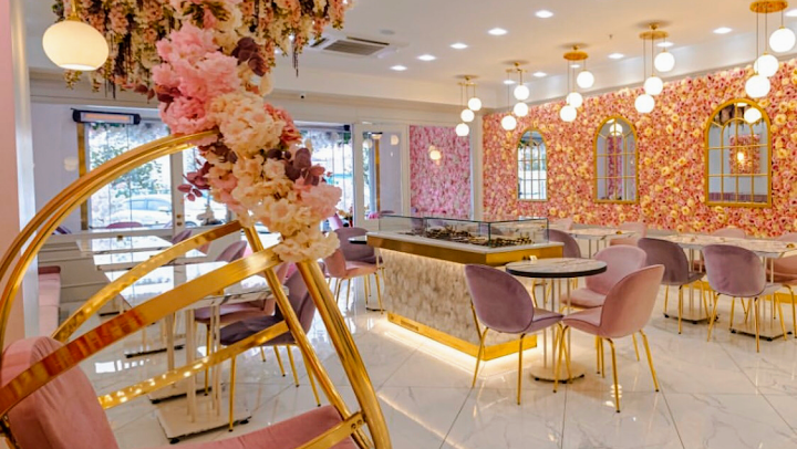 La Florist Patisserie