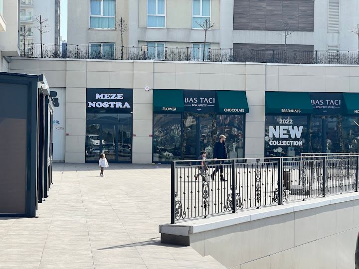 Meze Nostra