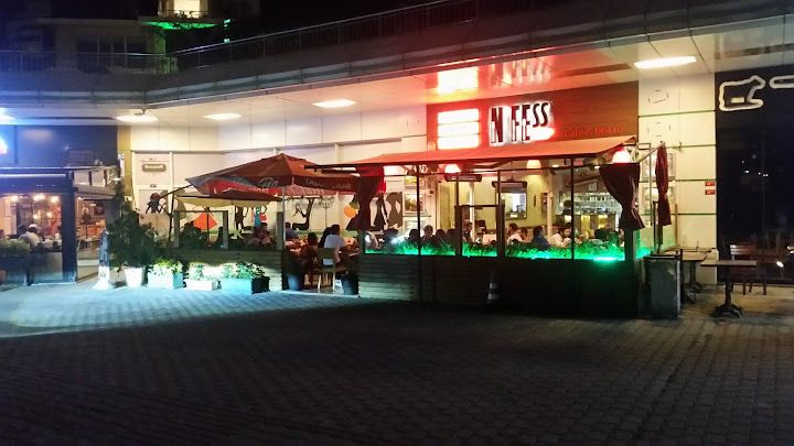 N'fess Cafe & Bistro