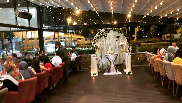 Tasos Cafe Restaurant