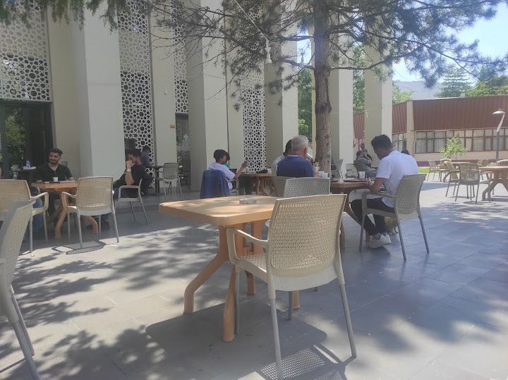 Kubbealtı Kitap Kafe