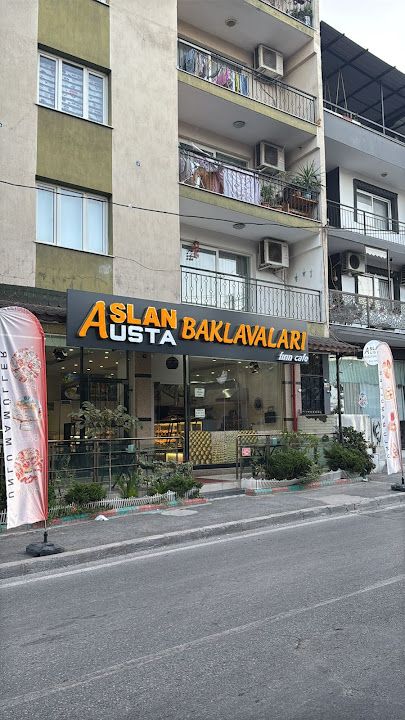 Aslan Usta Baklavaları