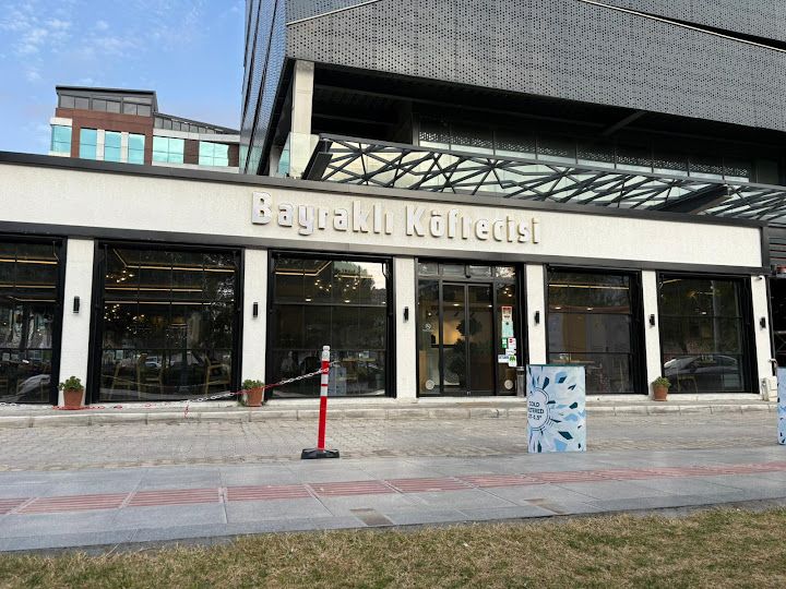 Bayraklı Köftecisi