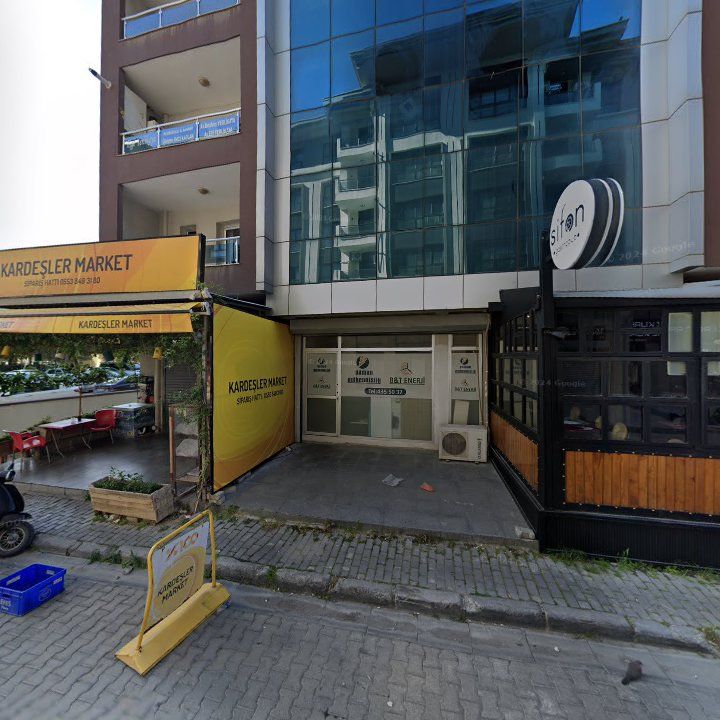 Beyaz cafe ev yemekleri