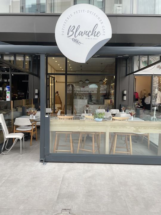 Blanche patisserie