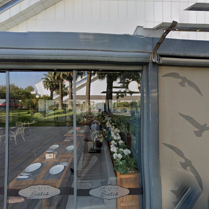 Bold Cocktail Bar