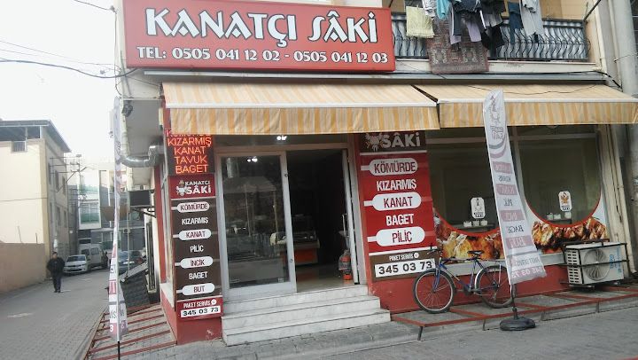 Bornova Kanatçı Saki Kızarmış Piliç Tavuk Siparişi Yemek Servisi
