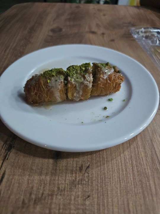 Dadaş 35 Döner Ve Pide Salonu