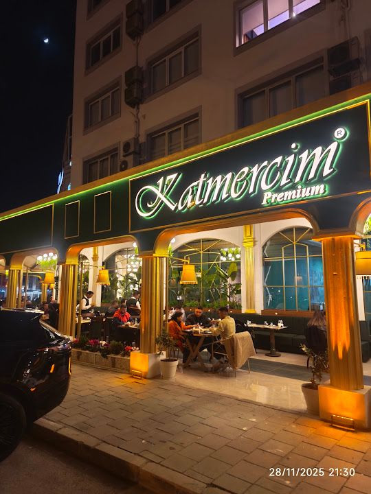 Katmercim | Bayraklı