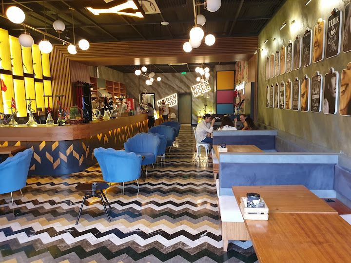 Qule Lounge & Cafe