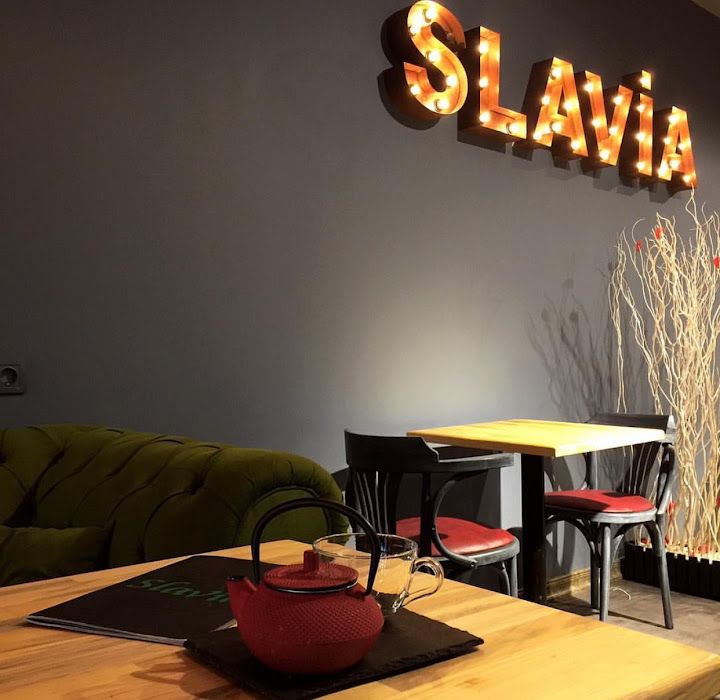 Slavia cafe