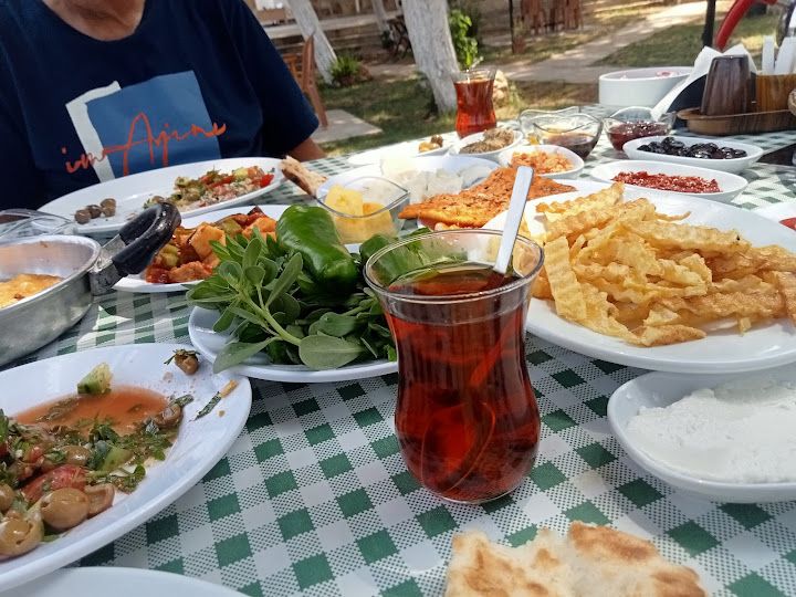 Mıstık Emmi