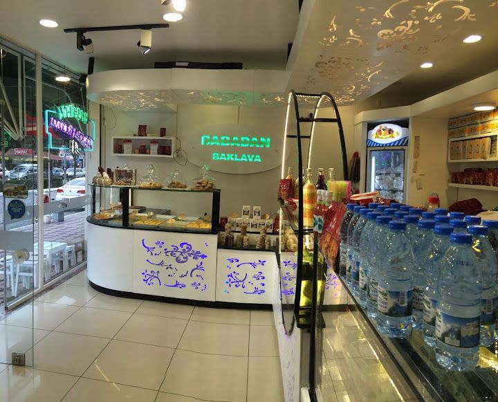 Babadan baklava & çiğ köfte bergama