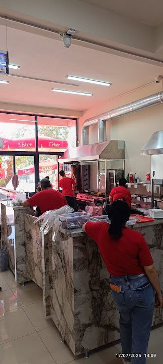 Cadde döner tavukçuluk ve ızgara çeşitleri