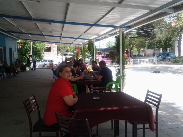 İkizler kahvehanesi