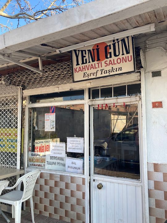 Yeni gün kahvaltı